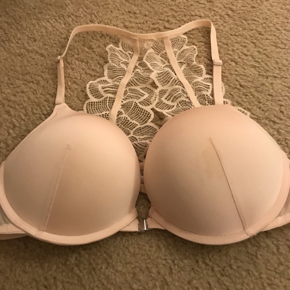 Adore me 36b bra